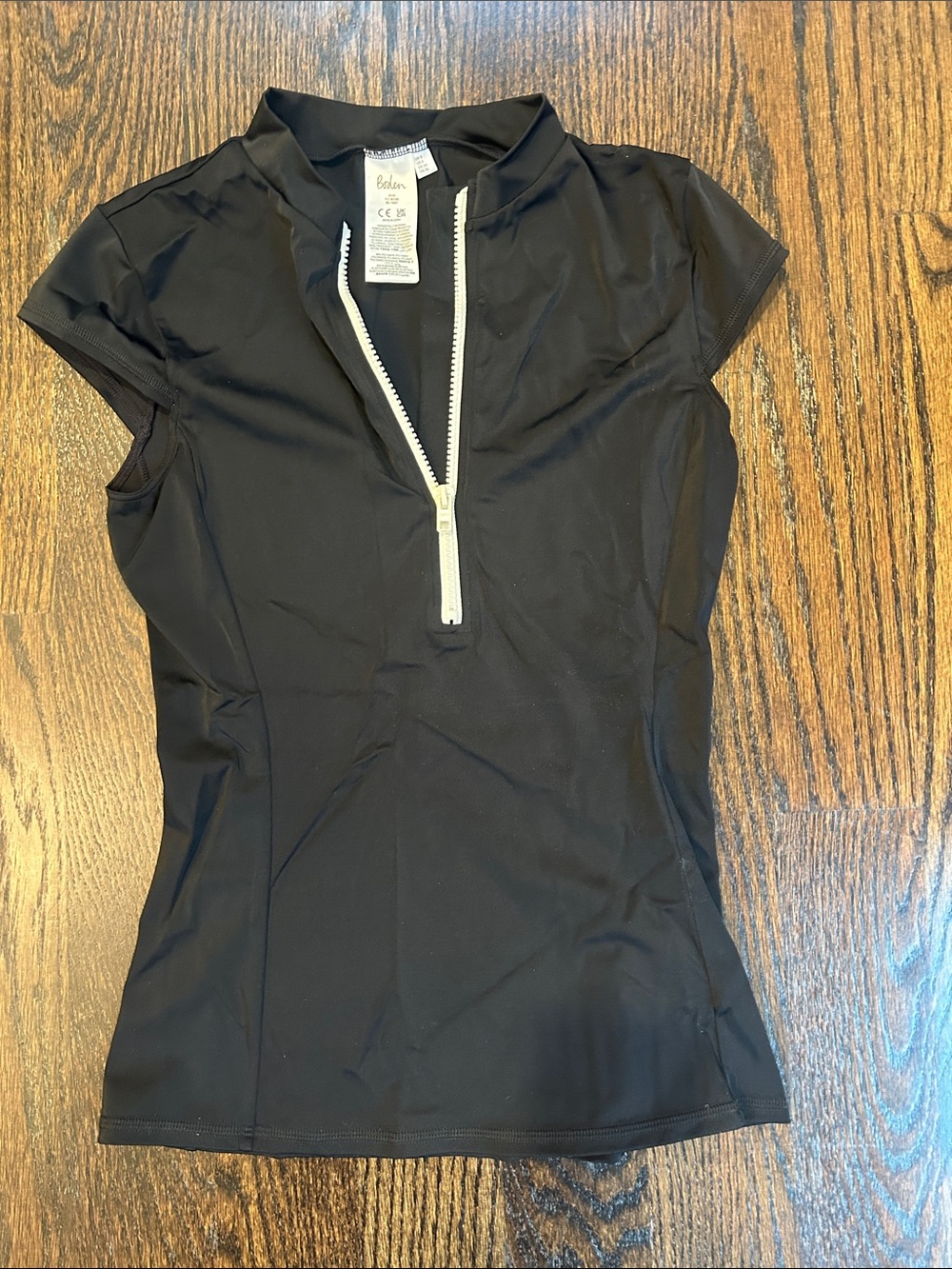 Boden Black and White Rashguard